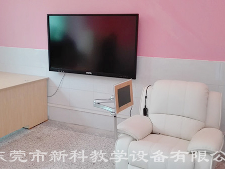 <a href='http://www.tjqijun.com' target='1' style='font-size:14px; font-weight:bold; color:#0080ff;'>心理咨询室</a>布置